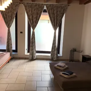 Kindly Roberta Centro Storico Peschiera,lago Relax Ferienhaus