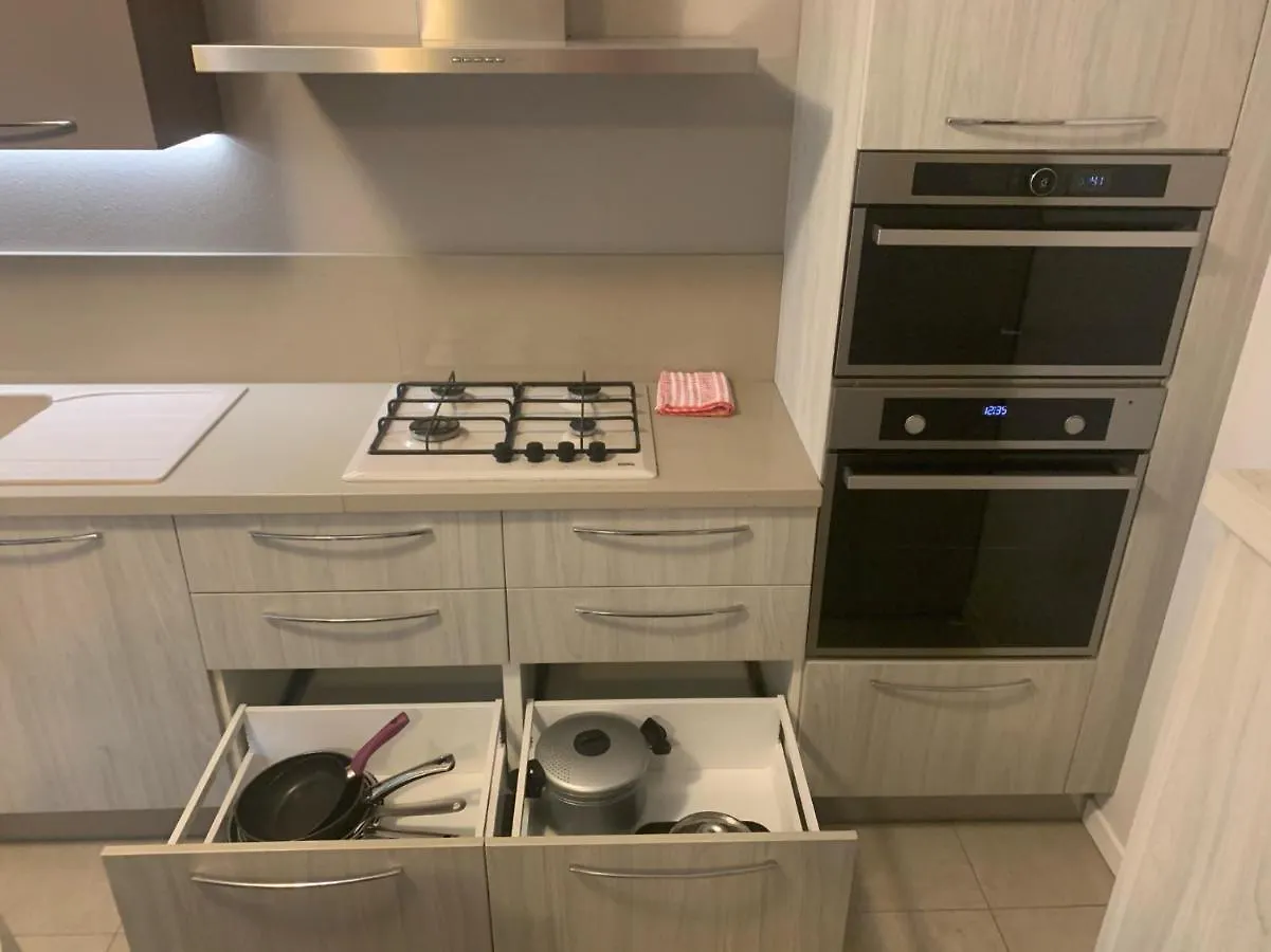 Apartment Le Noir Appartment Peschiera del Garda